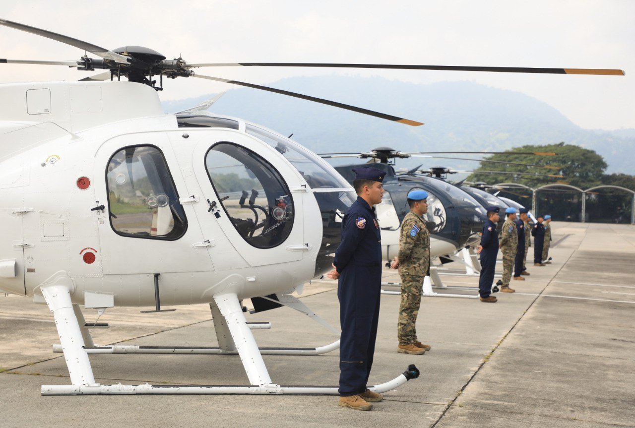 Entregan helicópteros MD 350F a El Salvador entregan-helicopteros-md-350f-a-el-salvador